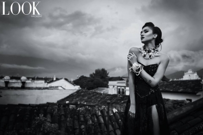 Naima Mora
For: Look Magazine Guatemala NÂ° XI
Photo: Edgar Alvarado
