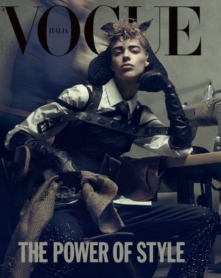 Phil Sullivan
For: Vogue Italia, February 2015
Photo: Steven Meisel
