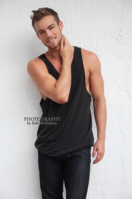 Dustin McNeer
Photo: 6:12 Photography by Eric McKinney
