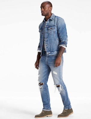 Keith Carlos
For: Lucky Brand Jeans
