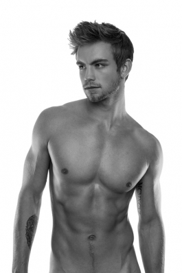 Dustin McNeer
Photo: Fritz Yap Photography
